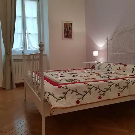 Apartman Via Vai Trieszt